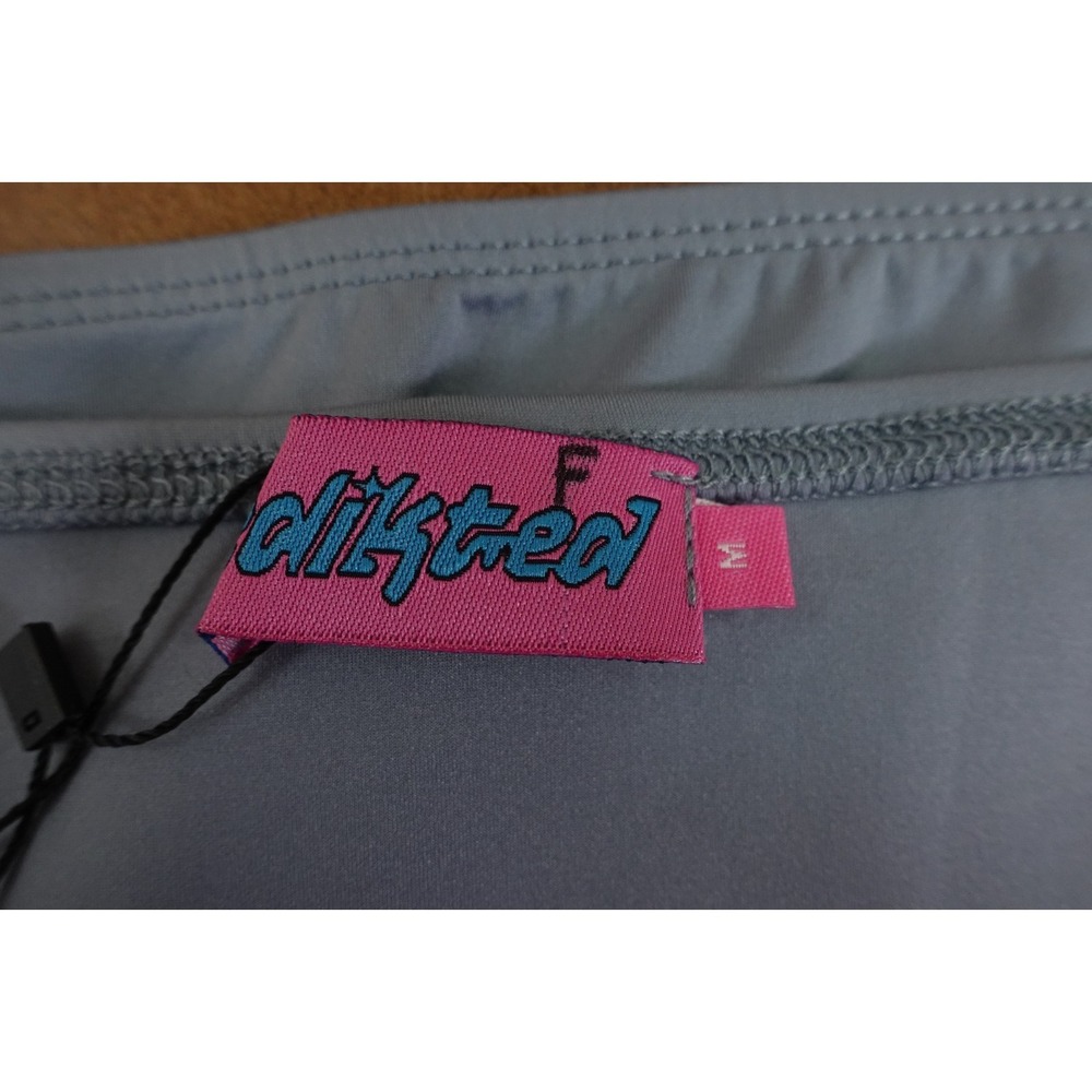 Edikted Womens Size Medium Fitted Blue White Contrast Cropped Tank Top NWT - Picture 2 of 12
